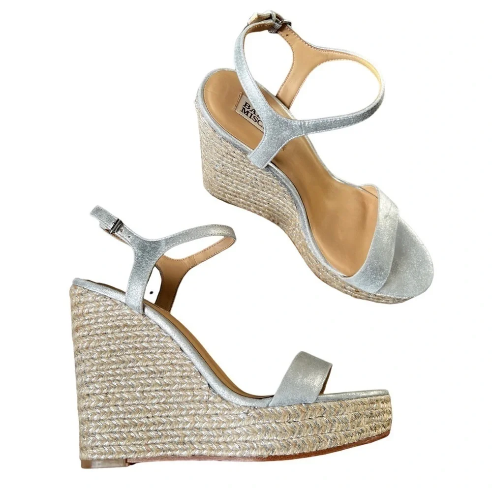 Badgley Mischka silver wedge espadrille sandals sz 9